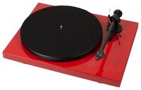 Виниловый проигрыватель Pro-Ject Debut Carbon 2M-Red Piano Black