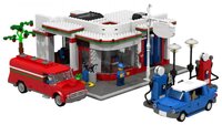 Конструктор LEGO City 10184 Ретро-городок