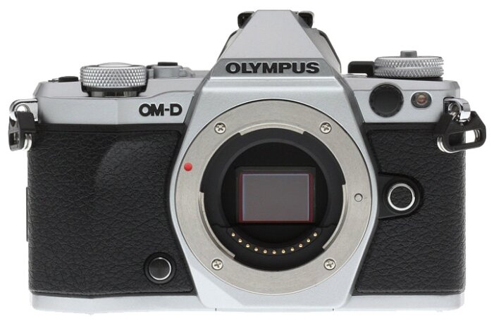 Фотоаппарат со сменной оптикой Olympus OM-D E-M5 Mark II Body