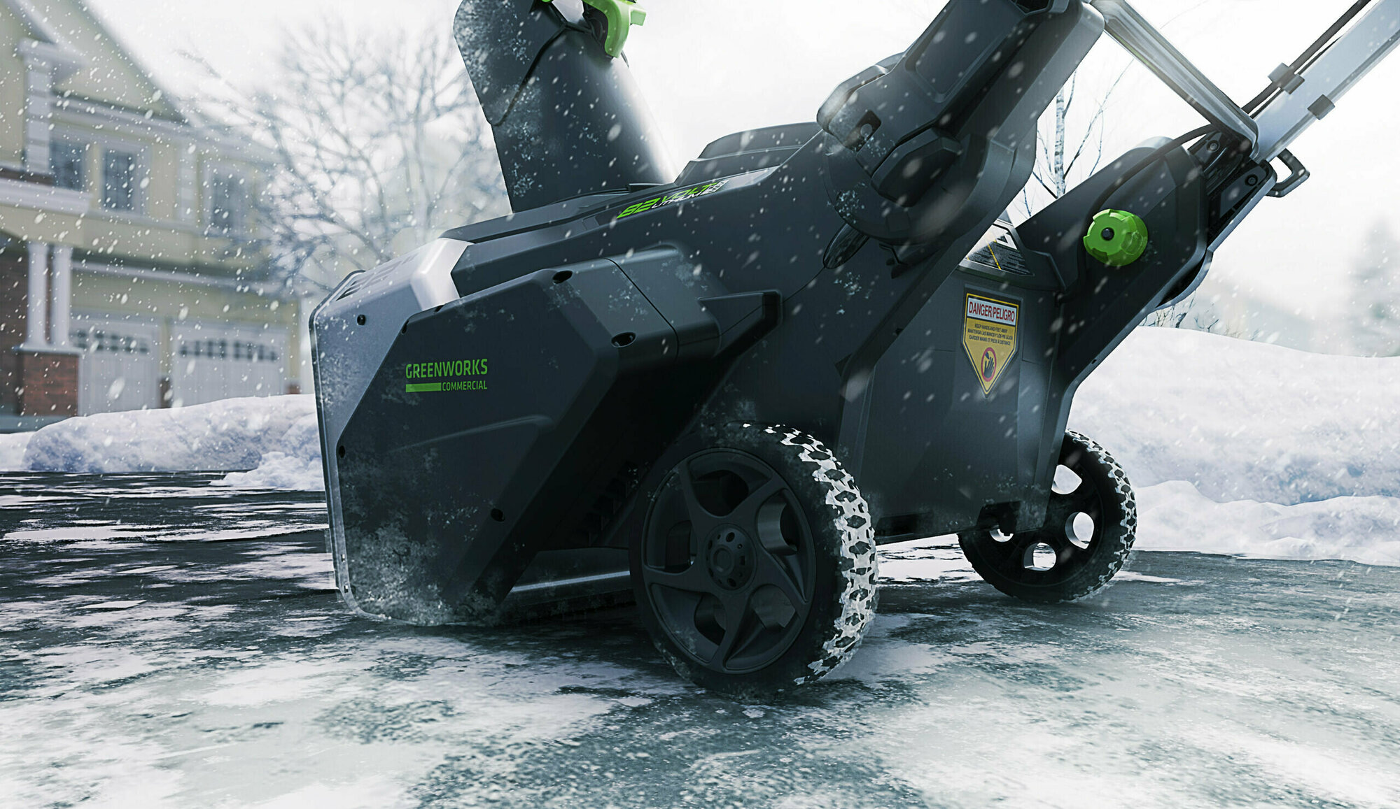 Снегоуборщик электрический Greenworks GD82ST