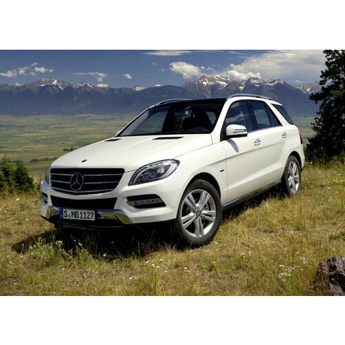 Стекло для фары Mercedes Benz ML W166 2011-2015 г. в. левое, правое (комплект из 2 шт.)