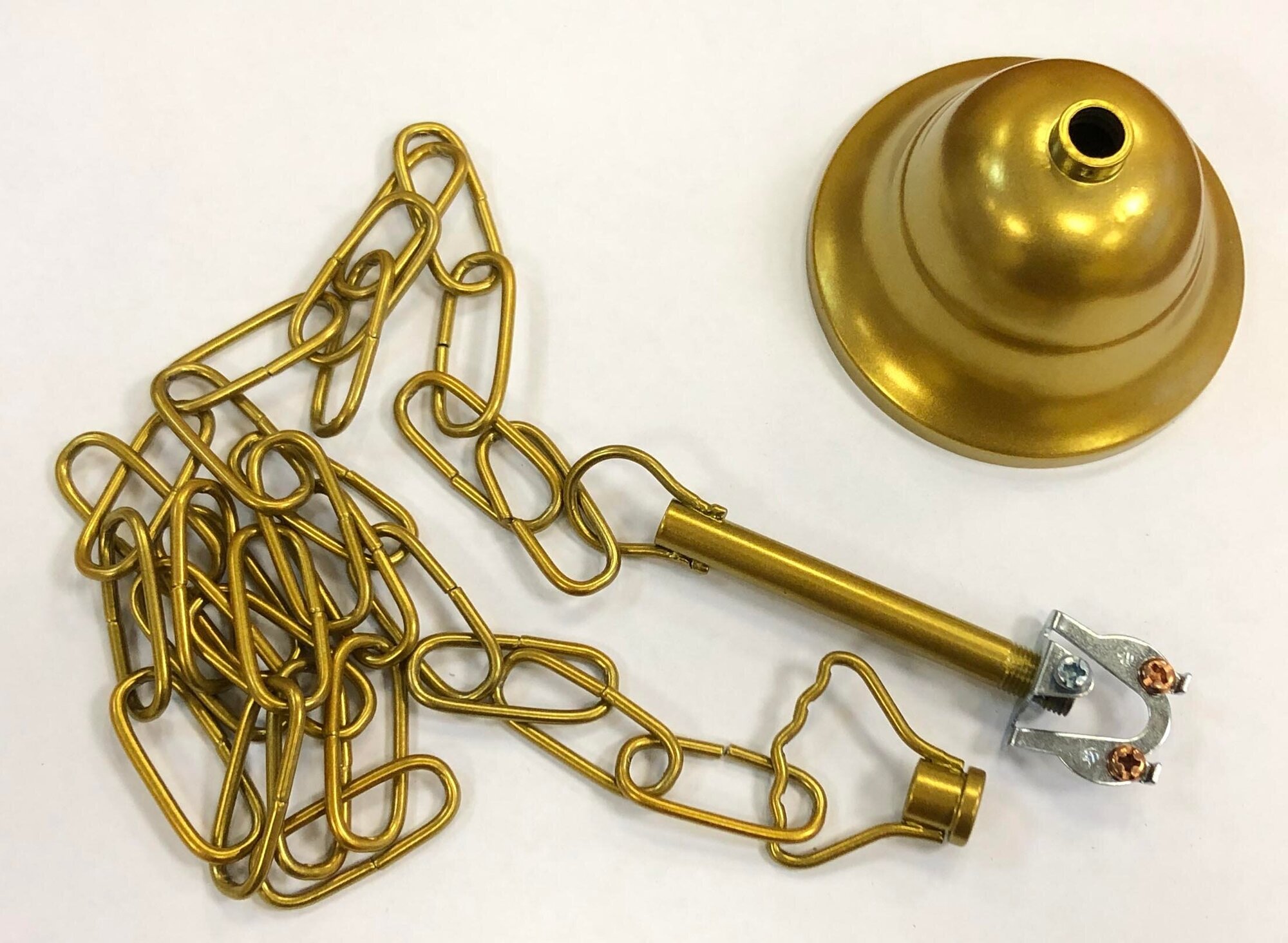 фото Потолочная чашка, шток, рым, цепь (1 метр), цвет золото, подвес на крюк