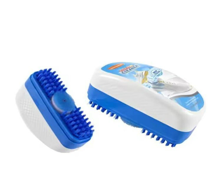 Универсальная щетка для чистки одежды и мебели с дозатором моющего средства