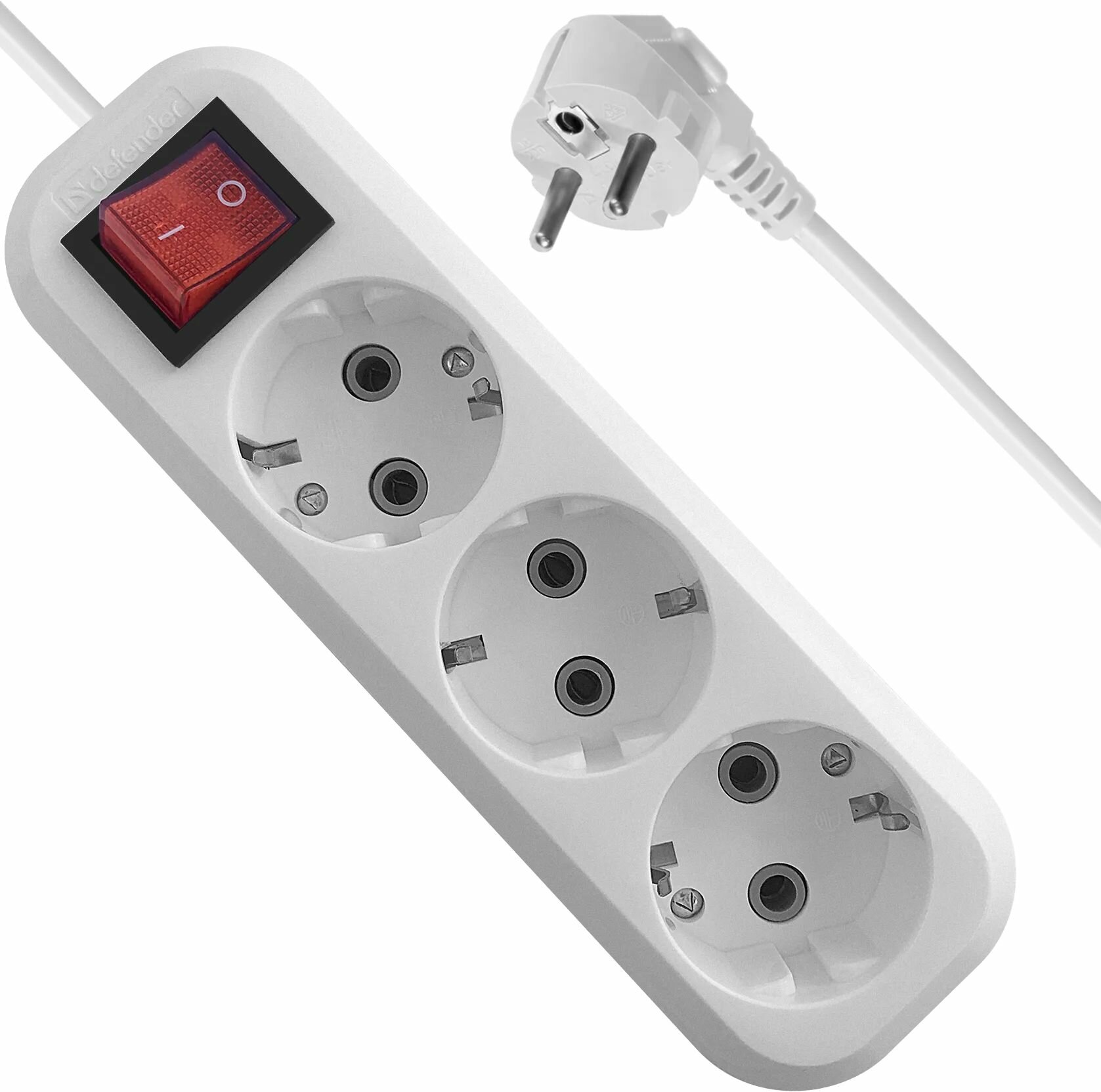 Удлинитель с заземлением Defender L330, 16 А, 1.5 м, с выключателем, белый