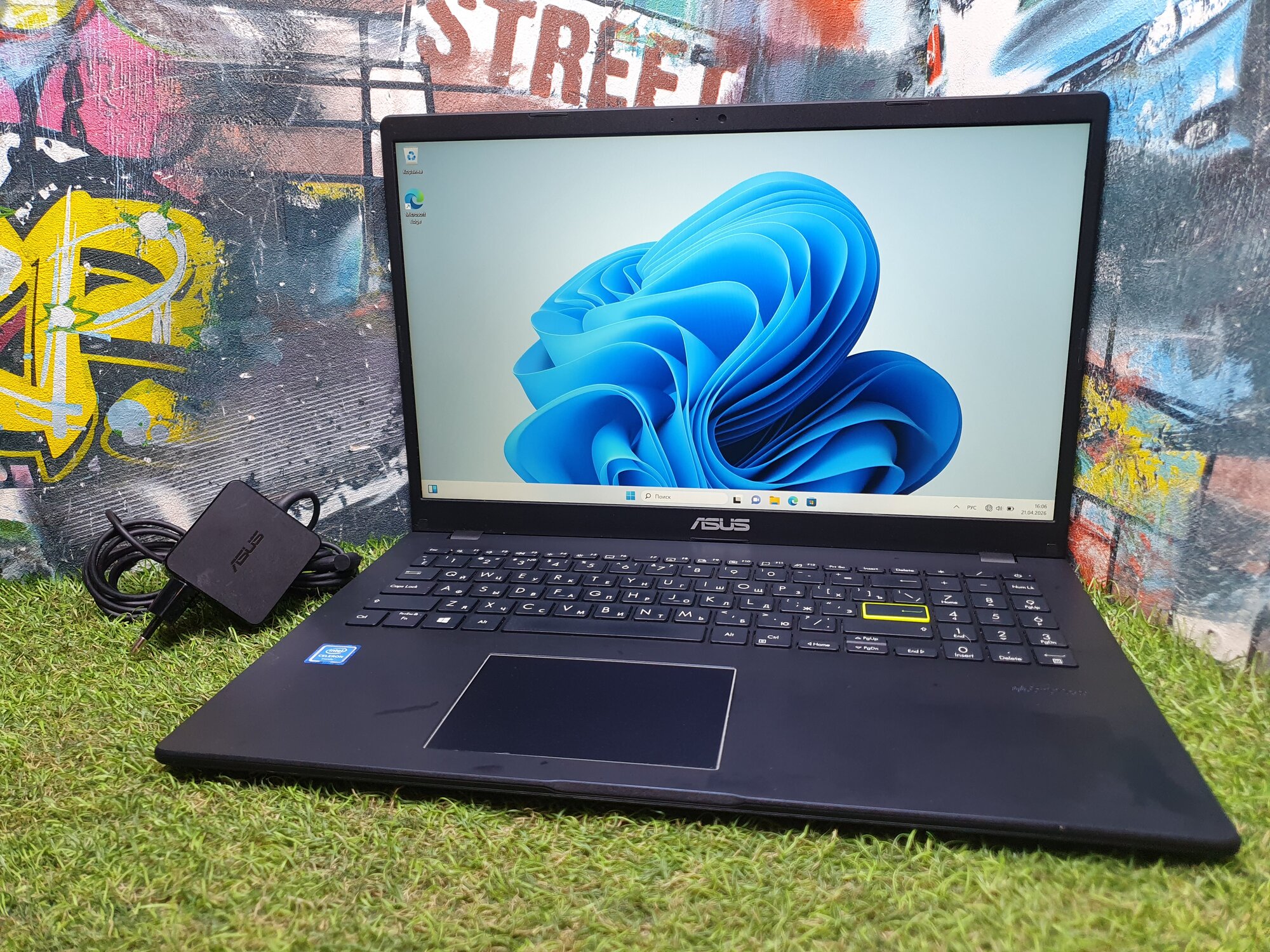 Минпромторг ограничил ввоз ноутбуков Asus, Acer и HP