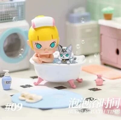 POP MART Molly Bubble-Bath Time