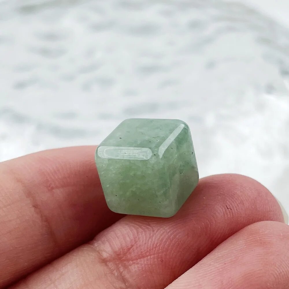 Квадратный кристалл нефрита Green Aventurine, 3шт