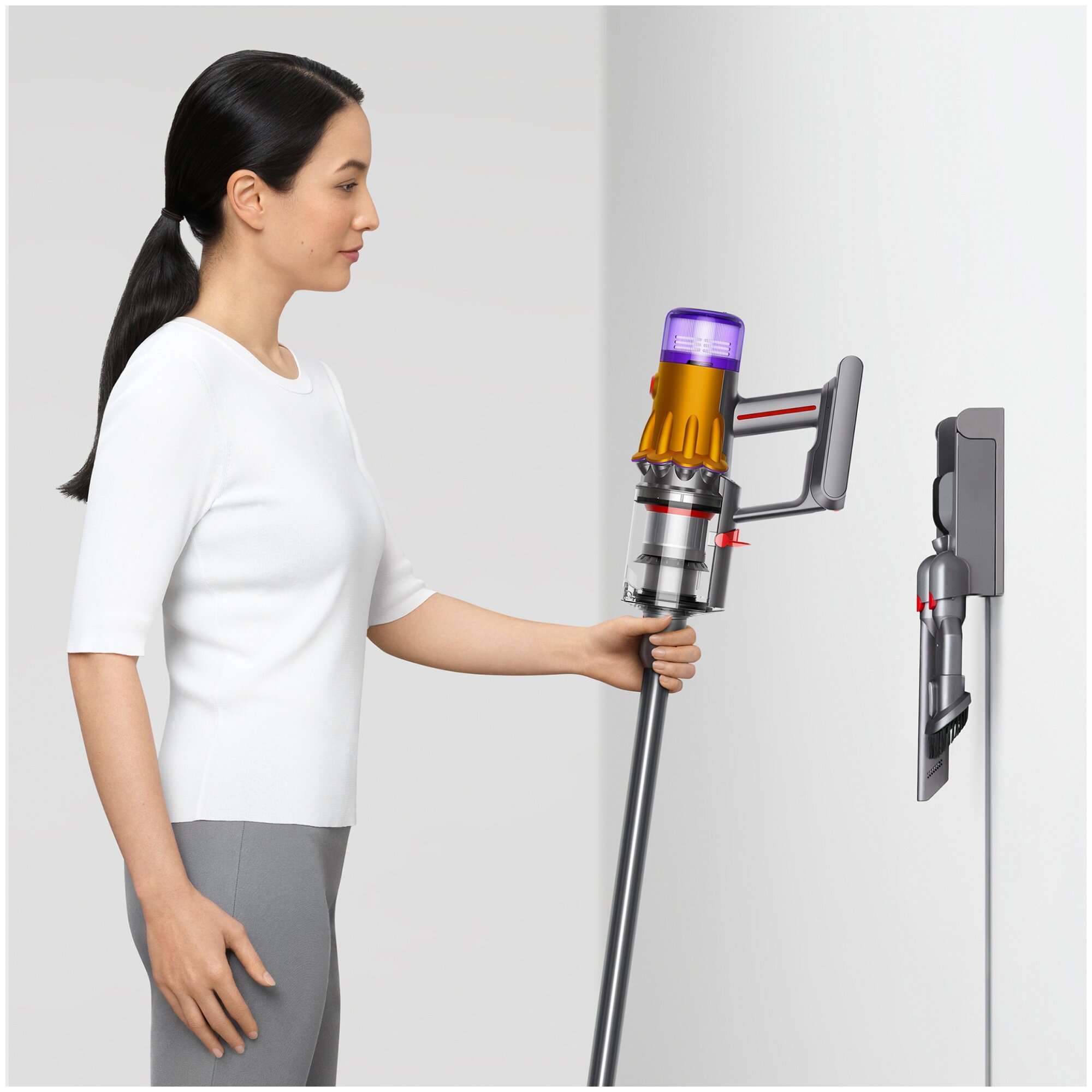 Вертикальный пылесос Dyson V12 Detect Slim Absolute UK SV30 394436-01 - фотография № 6