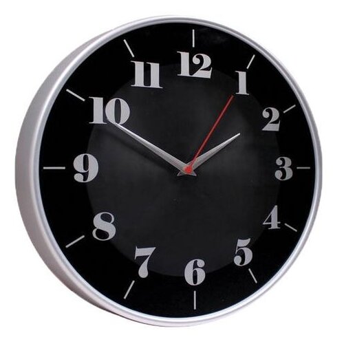 фото Часы настенные troyka 77777740, круг, черные, серебристая рамка, 30,5х30,5х5 см тройка