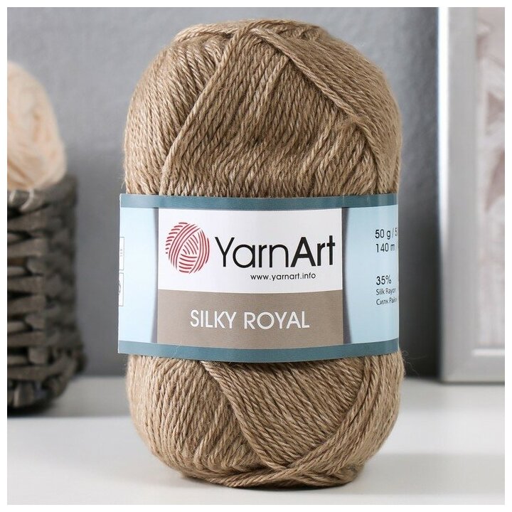 Пряжа "Silky Royal" 65% мерин. шерсть, 35% иск. шелк 140м/50г (442 серо-бежевый)
