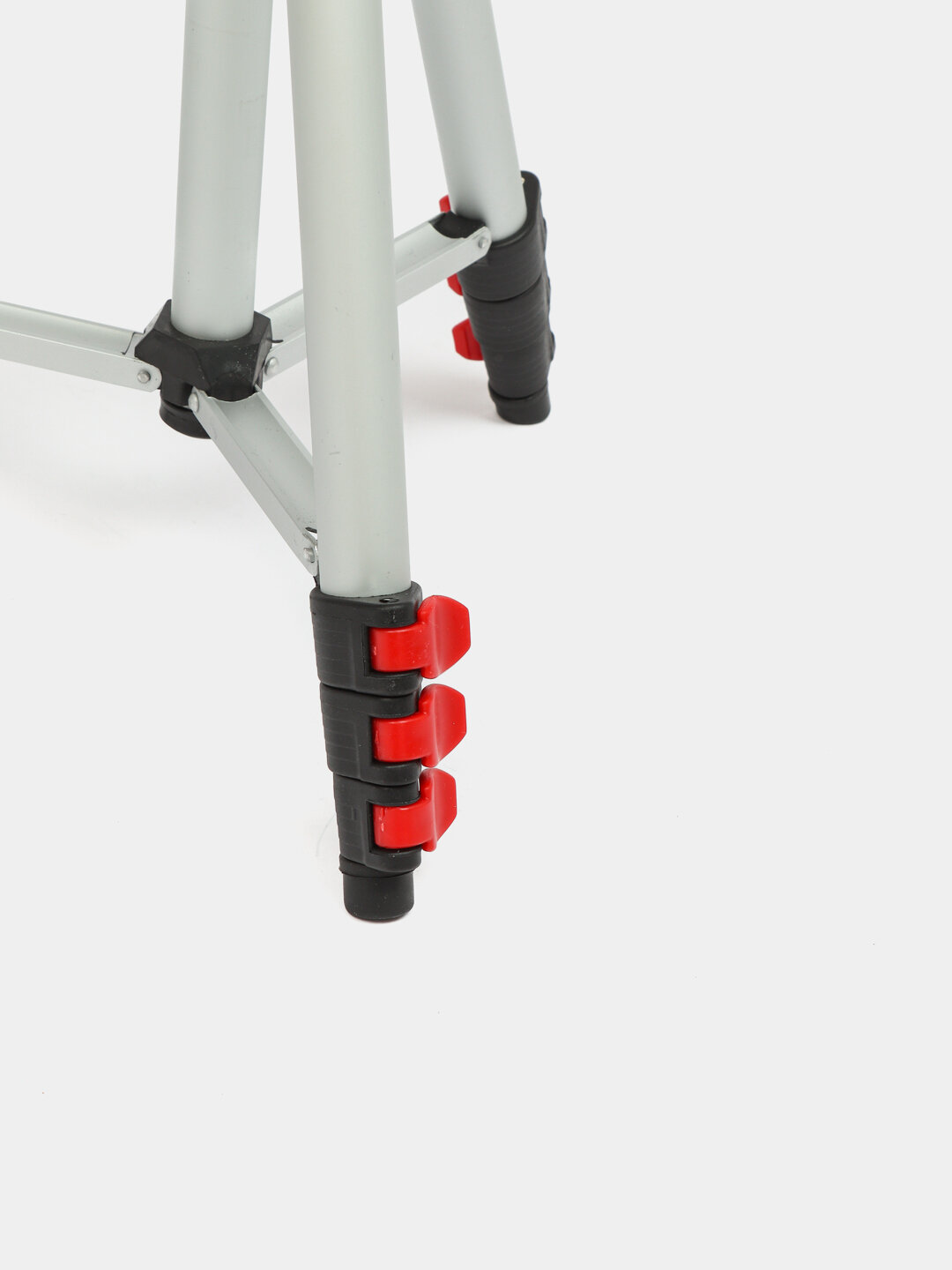 Лазерный уровень, Нивелир Bosch Quigo Plus: перекрестные лучи с разметкой для ровного декора