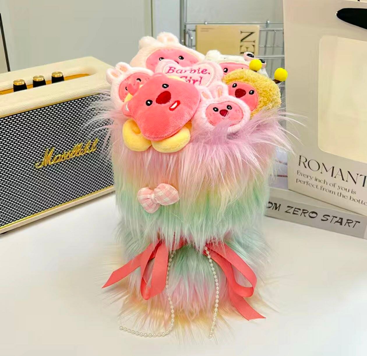 Hello Kitty uslubidagi o'yinchoqlarning yumshoq guldastasi 32sm