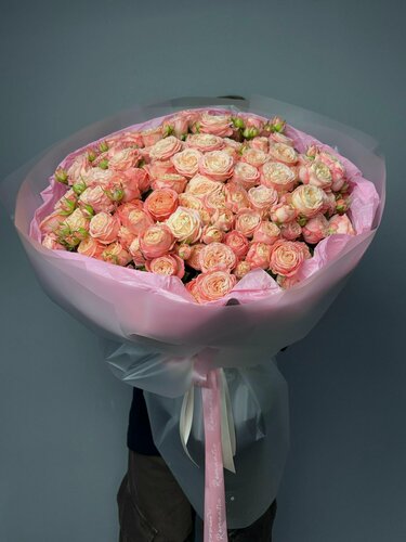 Изображение товара FRESH FLORA Розовый Объём: монобукет из 39 кустовых роз – купить свежие цветы с доставкой в Москве