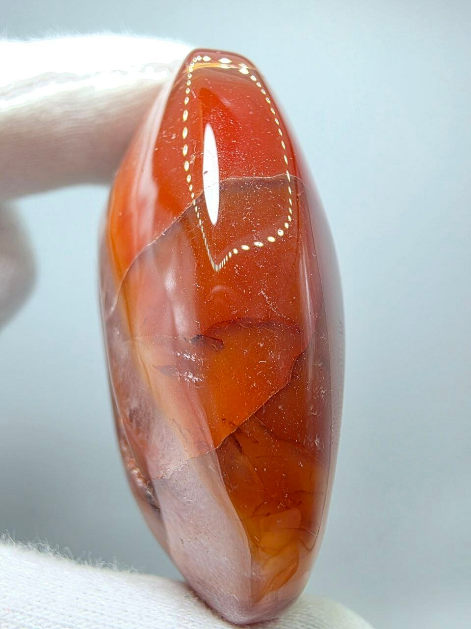 Сердолик с жеодой 63 мм, 107 г. — фото 1