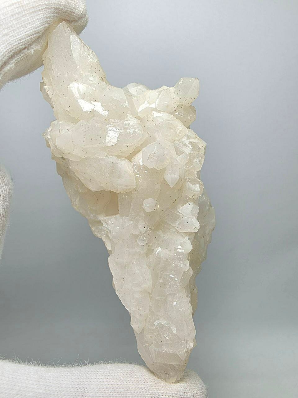 Друза кварца 95 мм, 102 г. — фото 1