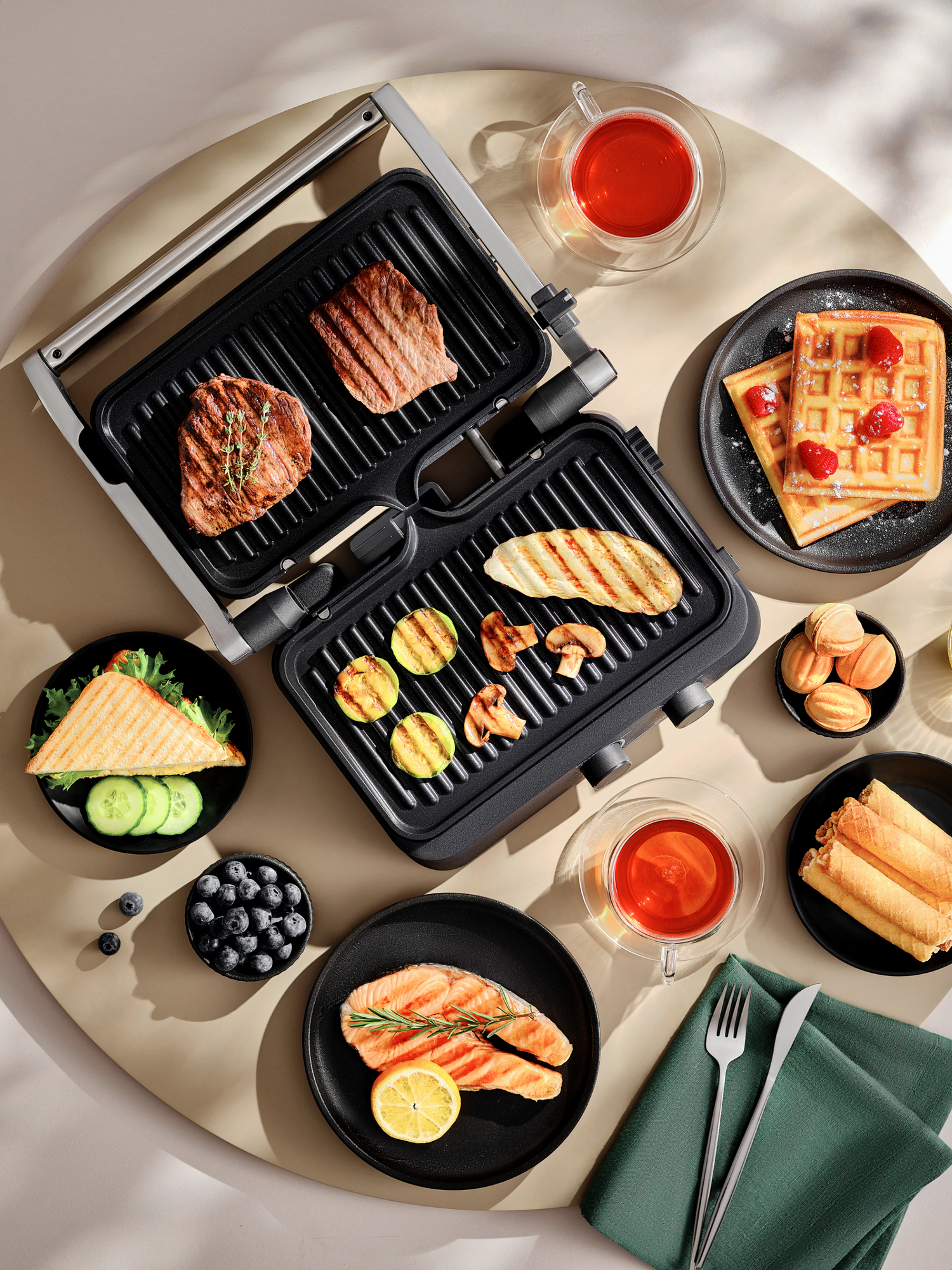 Вафельница + гриль 2в1 с настройкой времени и температуры Tuvio TSM02, серый — фото 1