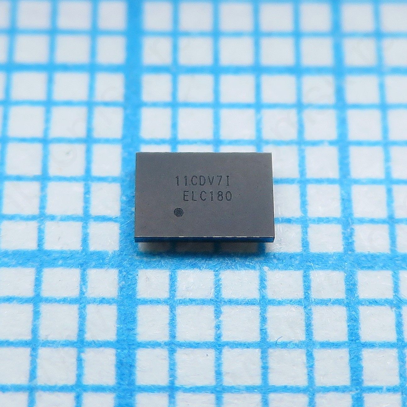 TPS62180YZFR TPS62180 ELC180 - 2-Фазные понижающие преобразователи с технологией AEE™