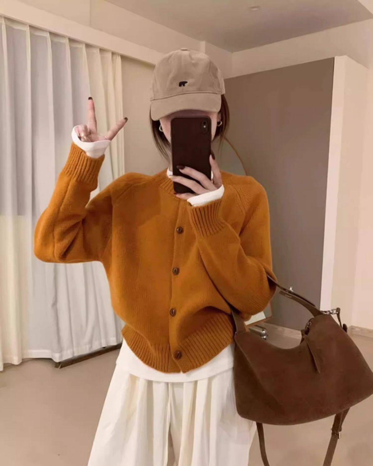 Свитер