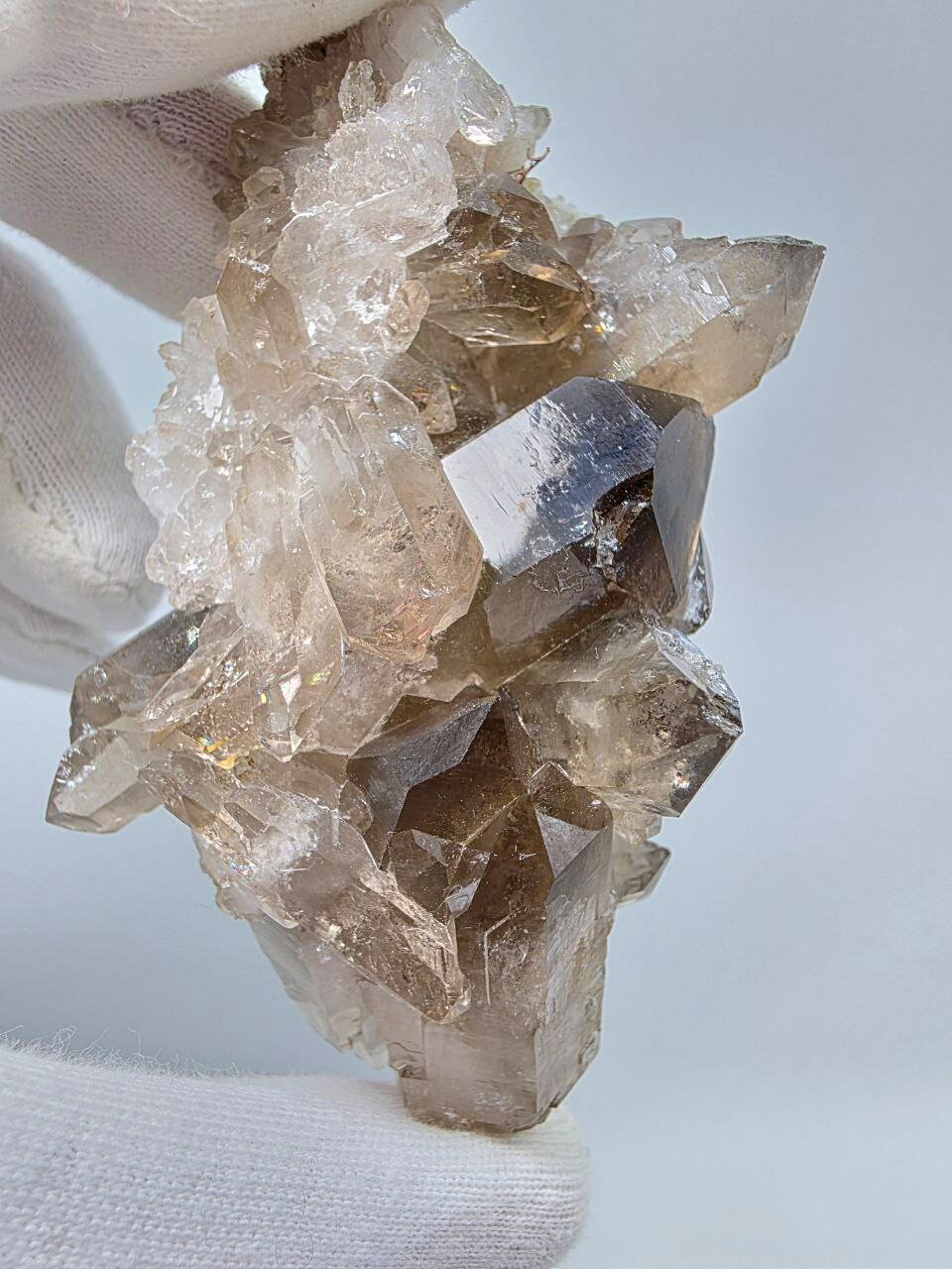 Щётка кристаллов дымчатого кварца 79 мм, 100 г