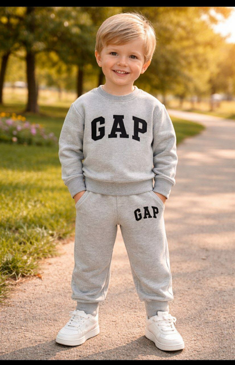 Комплект одежды Ikki qismli o'g'il bollar kiyimi