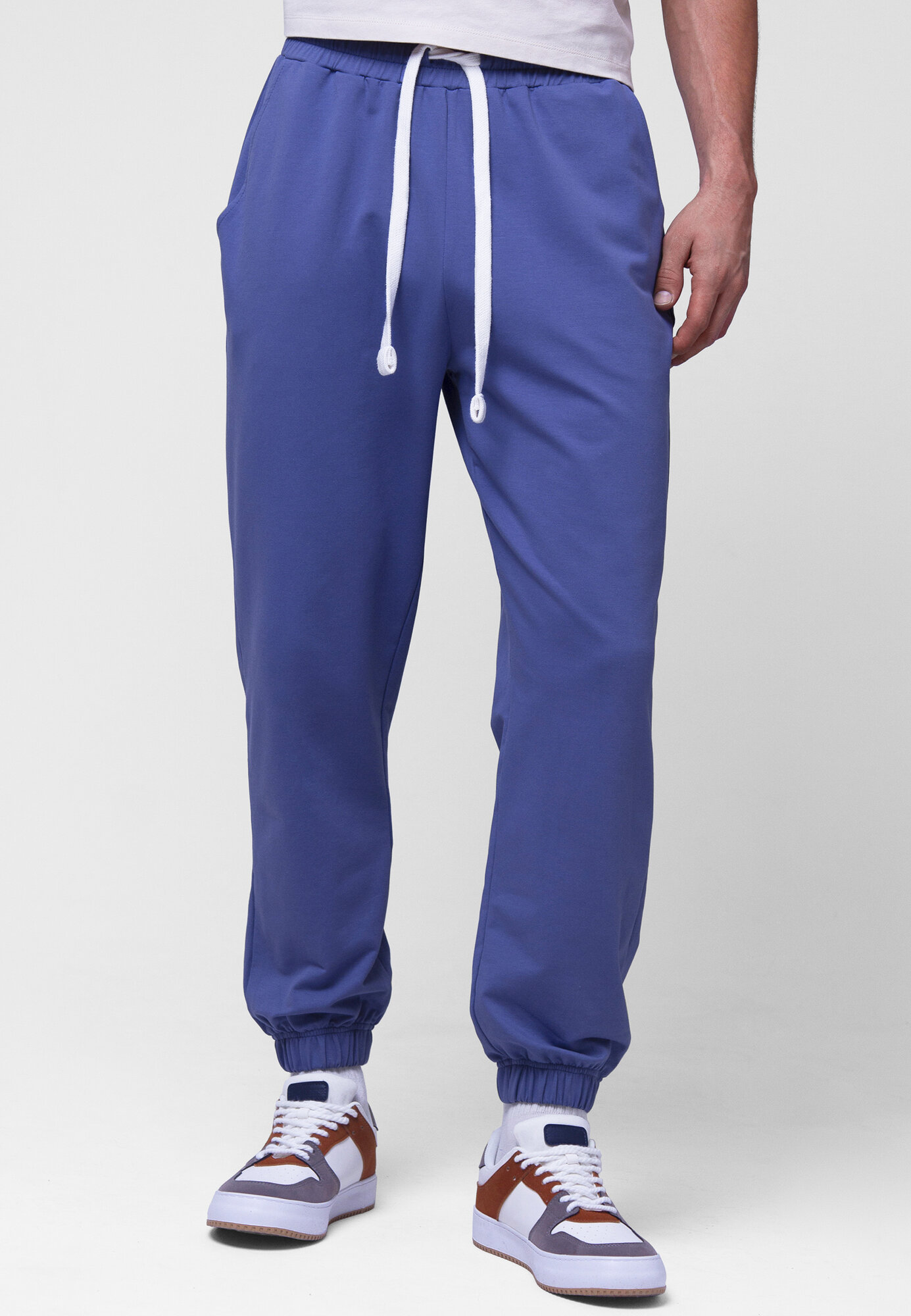 Брюки спортивные