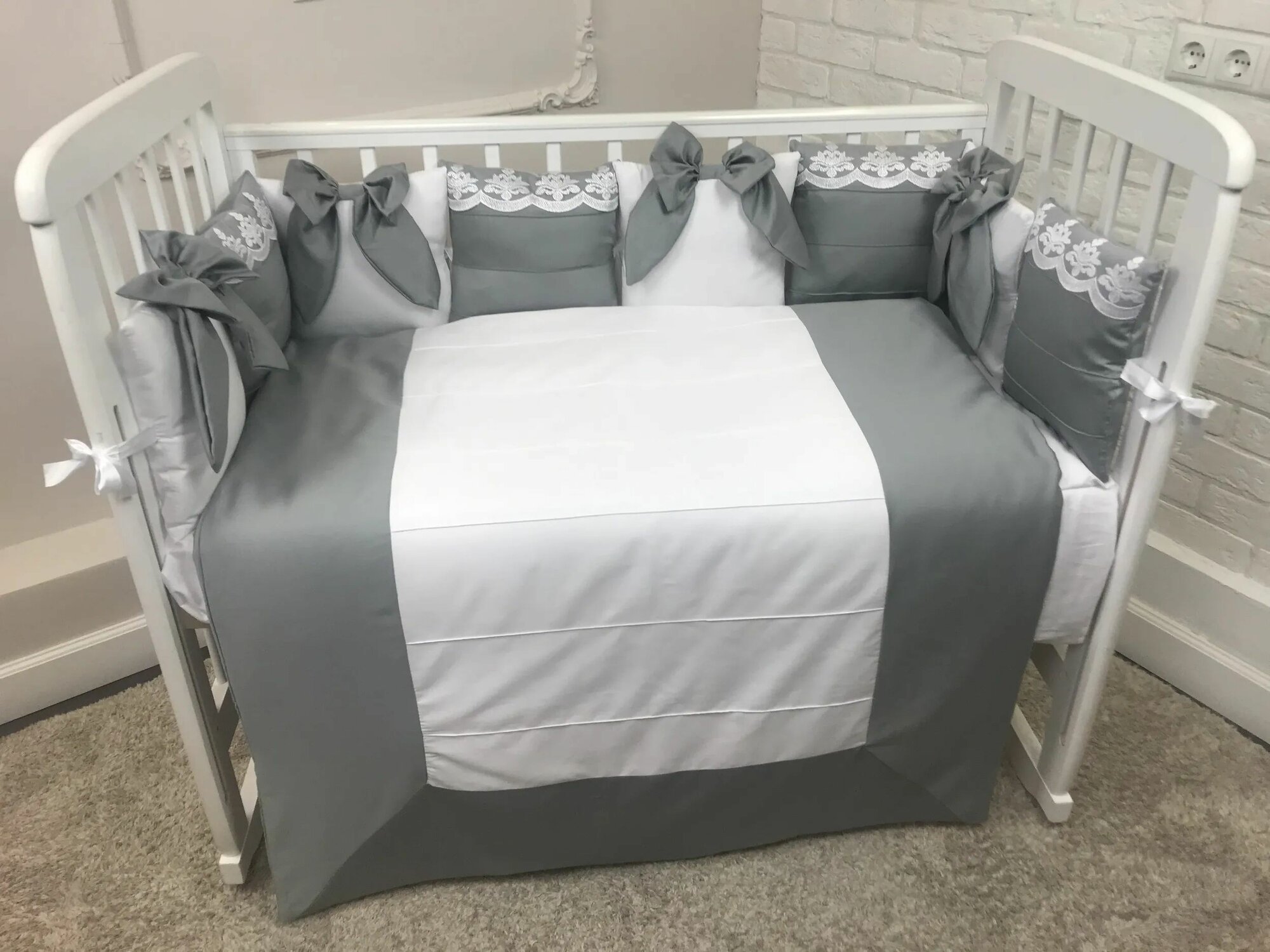 Комплект детский в кровать "Royal" 6 пр.