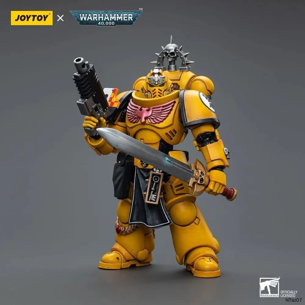 Фигурка Лейтенанта Имперских Кулаков с силовым мечом Warhammer 40000 из ABS пластика