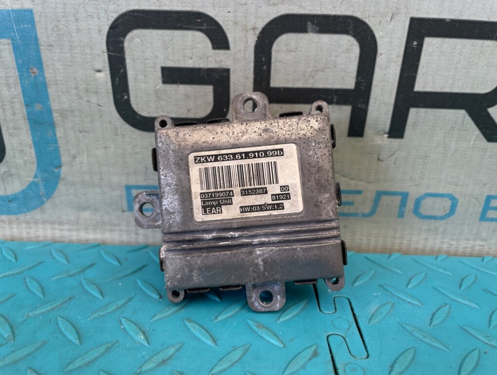 Блок фар Volvo XC70 2009 BZ B6324S 3.2 OEM 30763955
