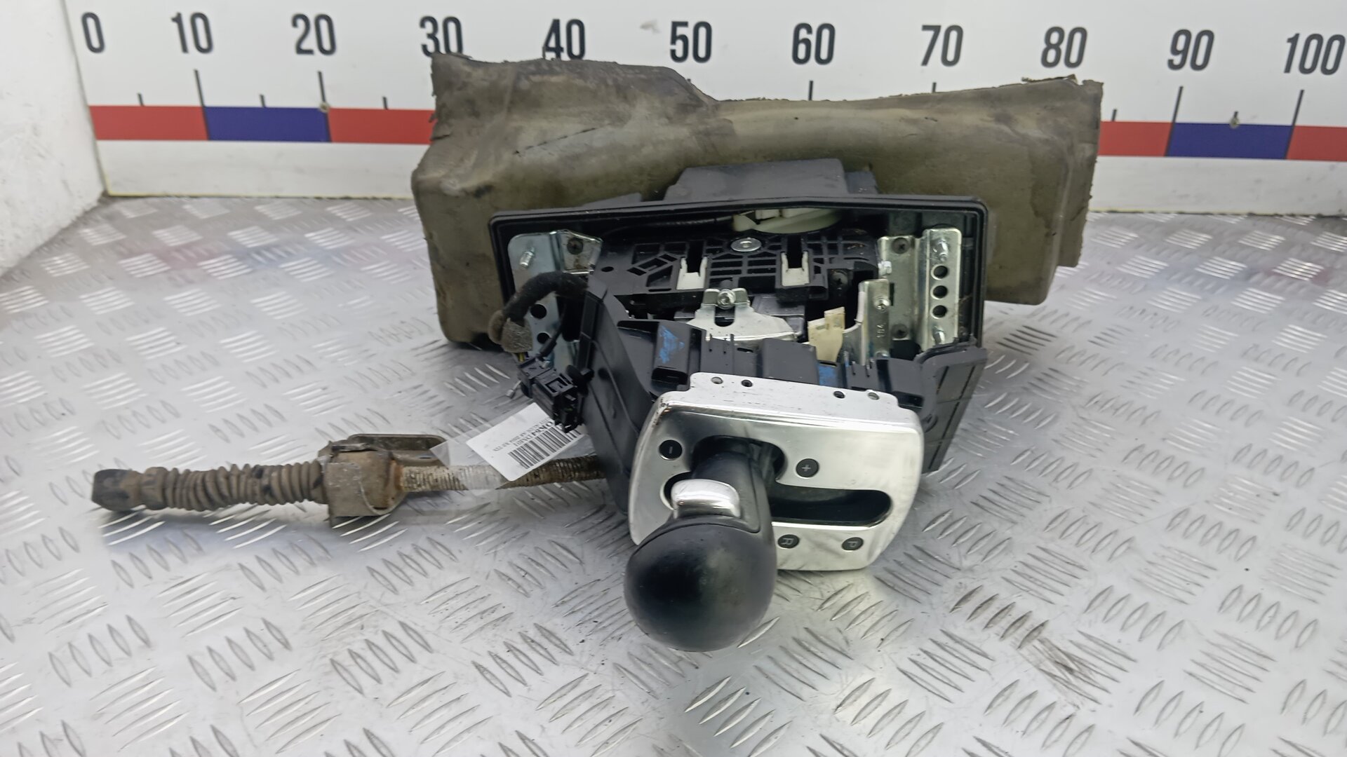 Кулиса КПП AUDI A8 D3, Номер 4E2713041S, 4E2713041AR, 4E2713111D, 4E2713141K
