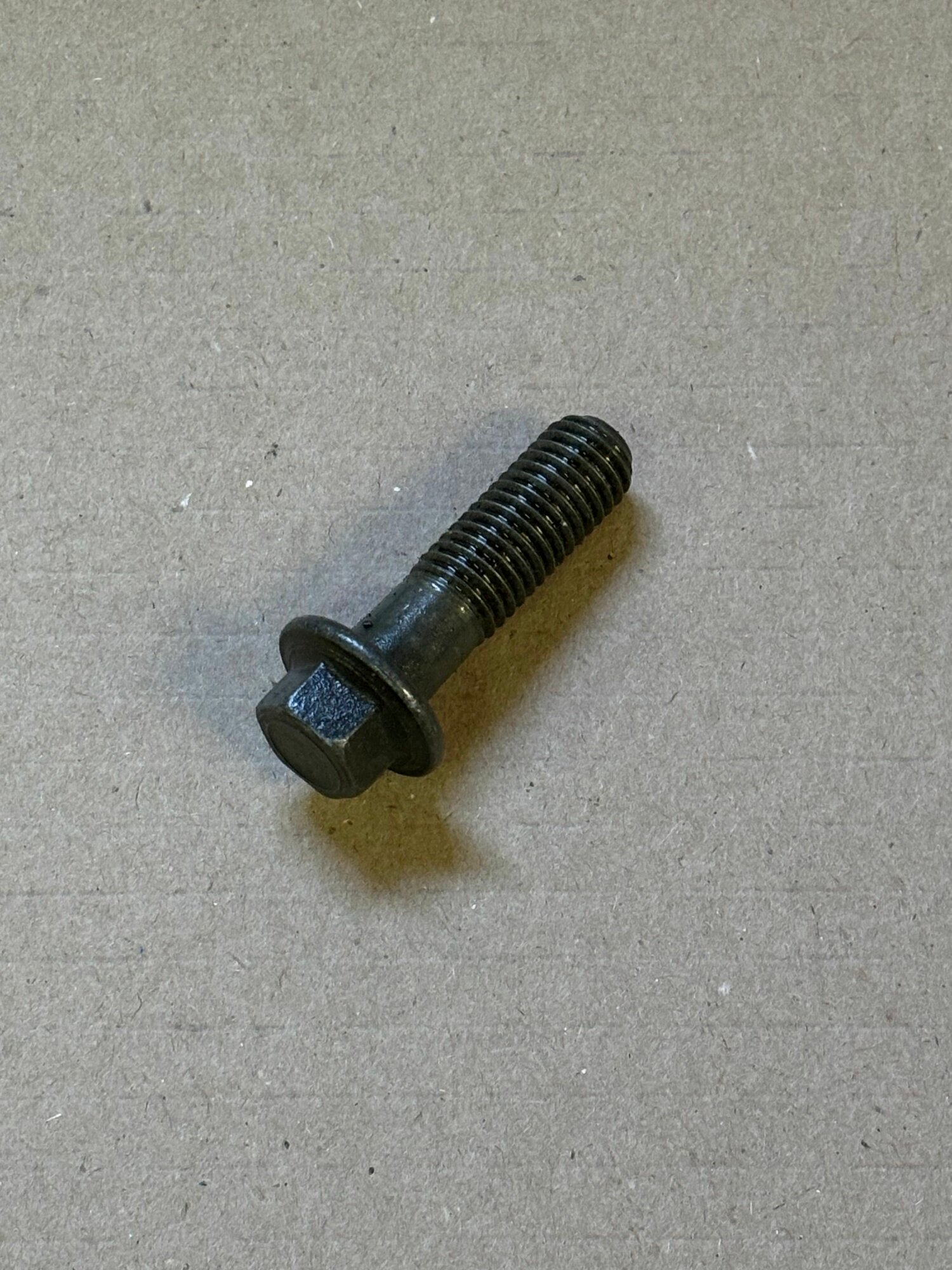 Болт коллектора Д-260, МТЗ-1221,-1523, Амкодор (5 шт. на двиг.)