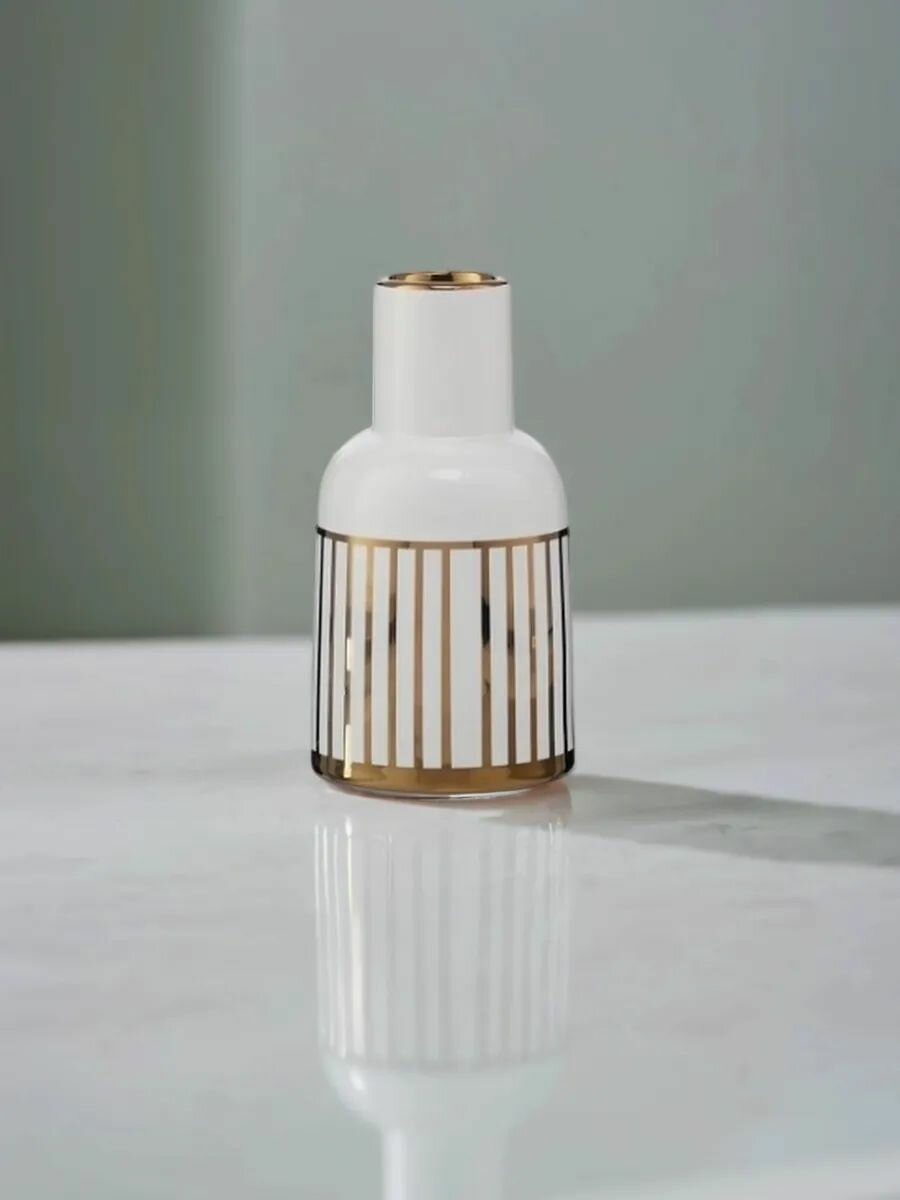 Ваза керамическая, 12*12*25см, настольная, интерьерная, цвет белый с золотым — фото 1