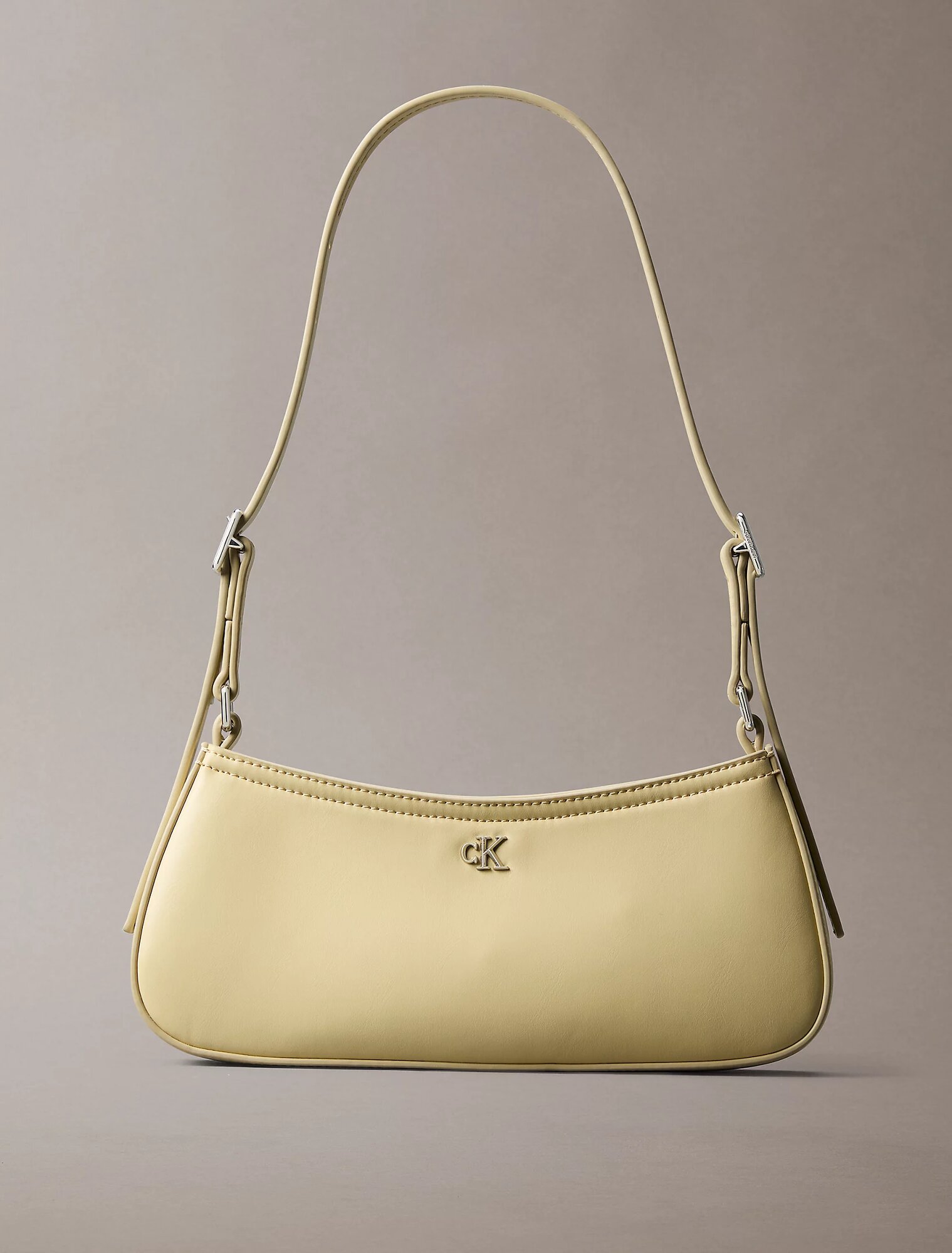 Сумка тоут CALVIN KLEIN Monogram Logo Hardware Shoulder Bag 