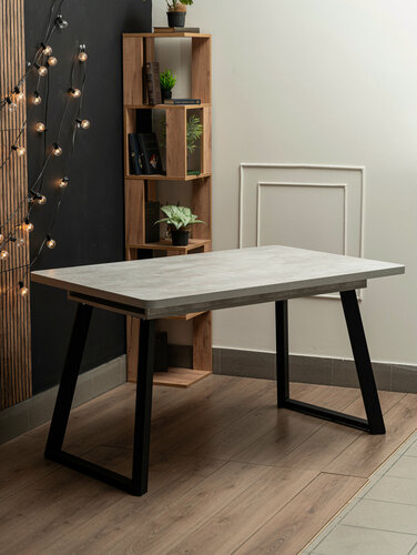 Изображение товара Стол кухонный раздвижной Орфей 17 Лофт лдсп цемент светлый 135/172*850 высота 76 см ножки метал черные идеальный