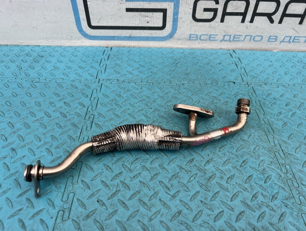Трубка масляная Porsche Cayenne 2008 957 M48.51 4.8 OEM 94810708854