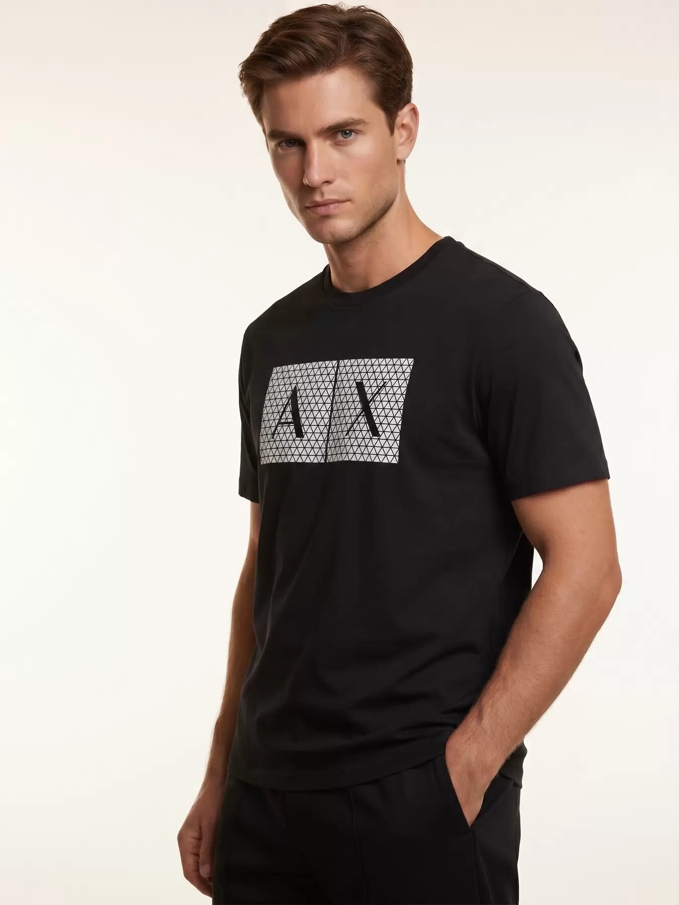 Футболка Armani Exchange, размер L, черный