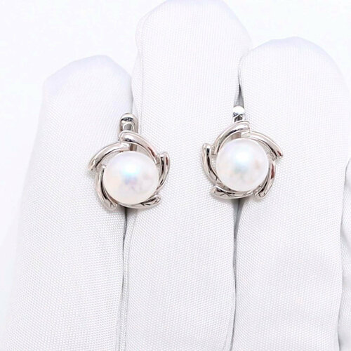фото Серьги diamant online, серебро, 925 проба, родирование, жемчуг, длина 1.3 см, , белый