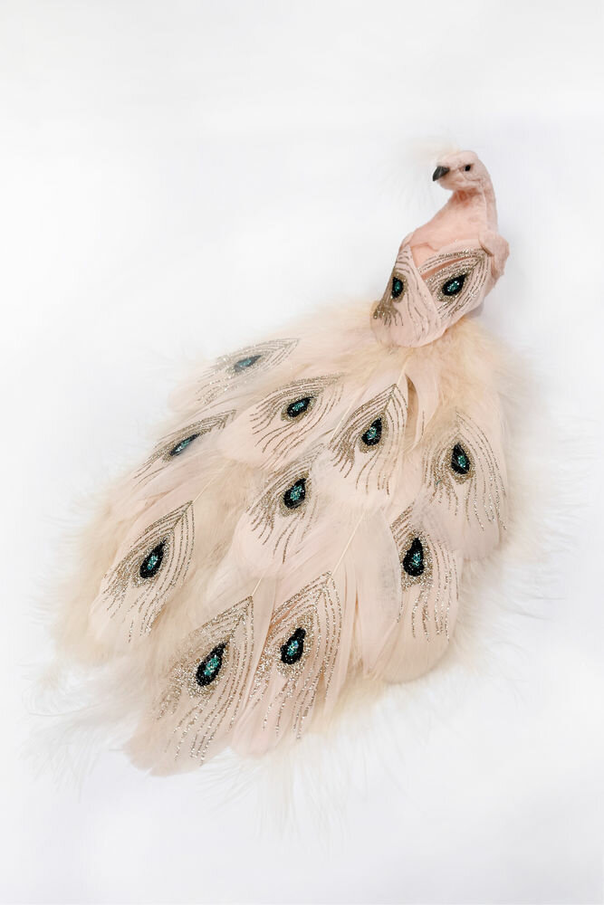 Декоративное украшение павлин 'пернатый принц' на клипсе, перо, сливочный, 29 см, Christmas Deluxe 13424