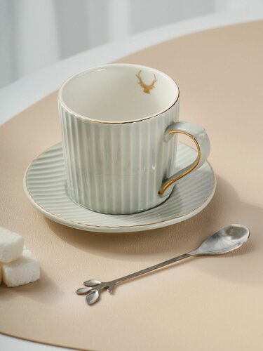 Изображение товара Керамическая чайная пара Вертикаль 180 мл с ложкой и блюдцем, набор для сервировки стола на 1 персону, 3 предмета.