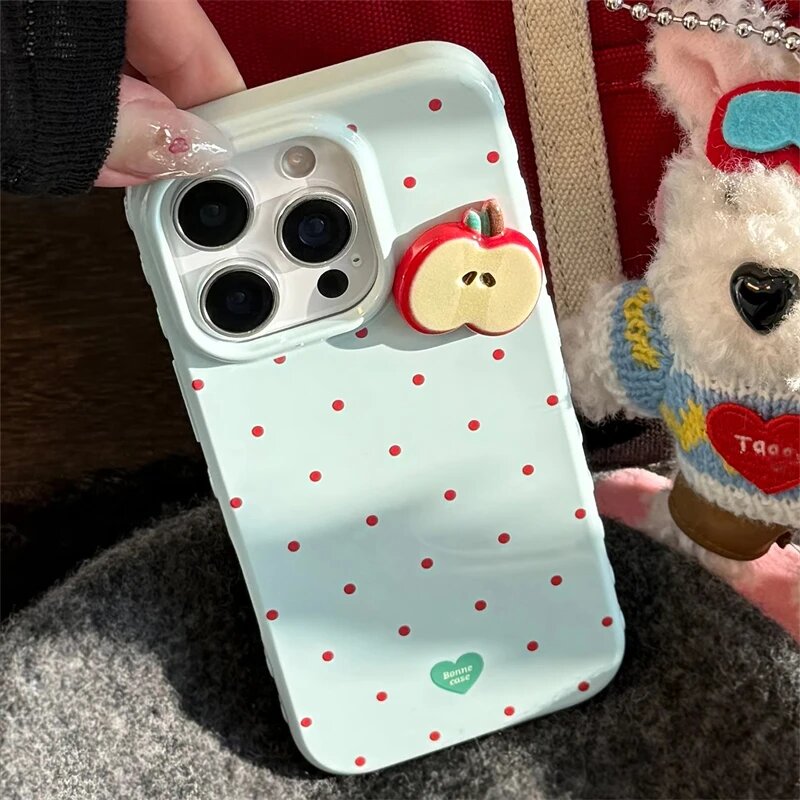 3D чехол для iPhone 17 Pro Max с яблоком и горошками