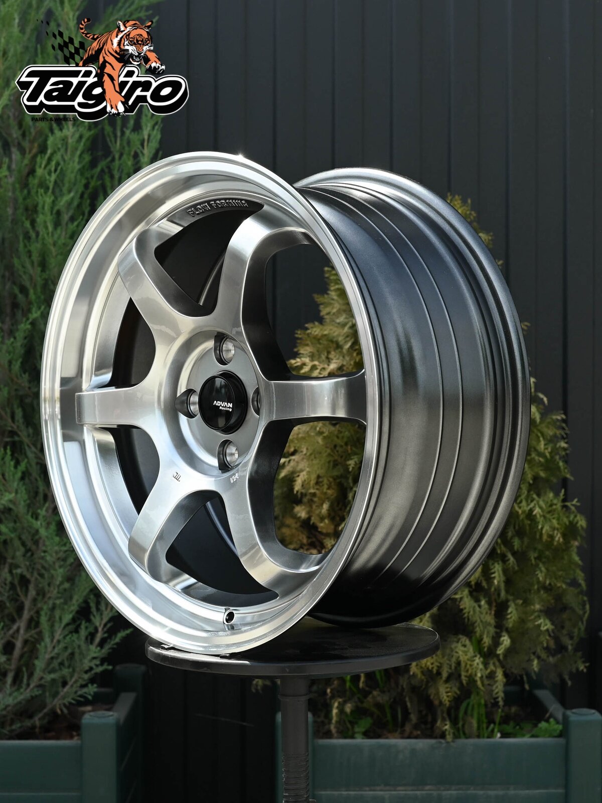 Литые диски Advan RG2 R17 7.5J ET38 4*100 Темный хром (К052)