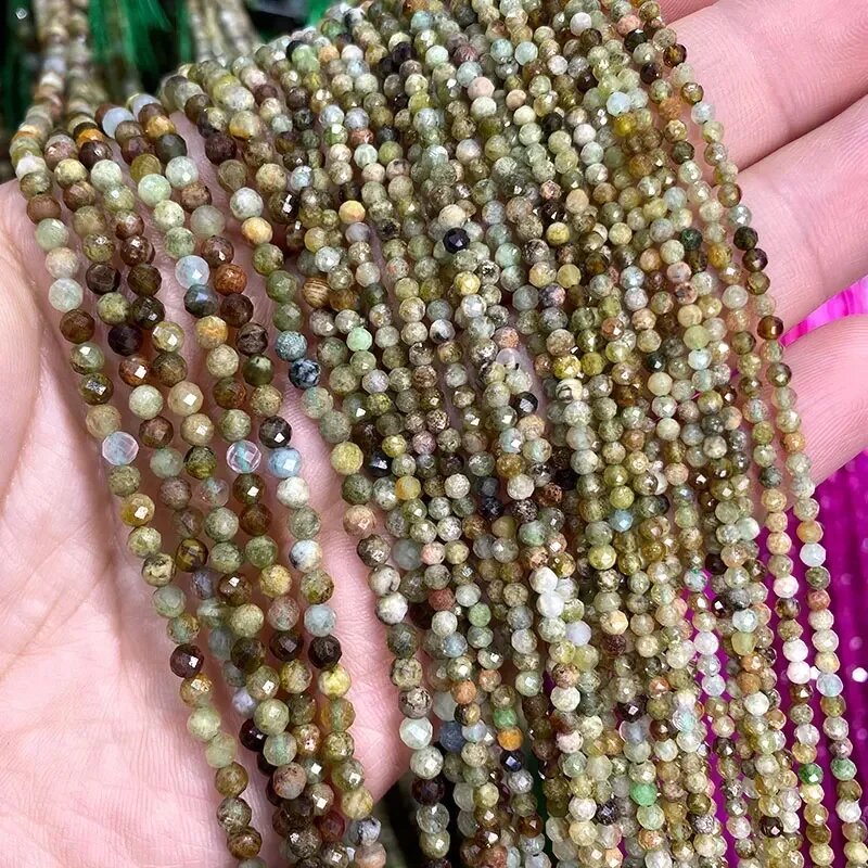 Бусины из натурального лунного камня LUOMAN XIARI черные синие 2/3/4 мм 3mm 122pcs, Green Garnet