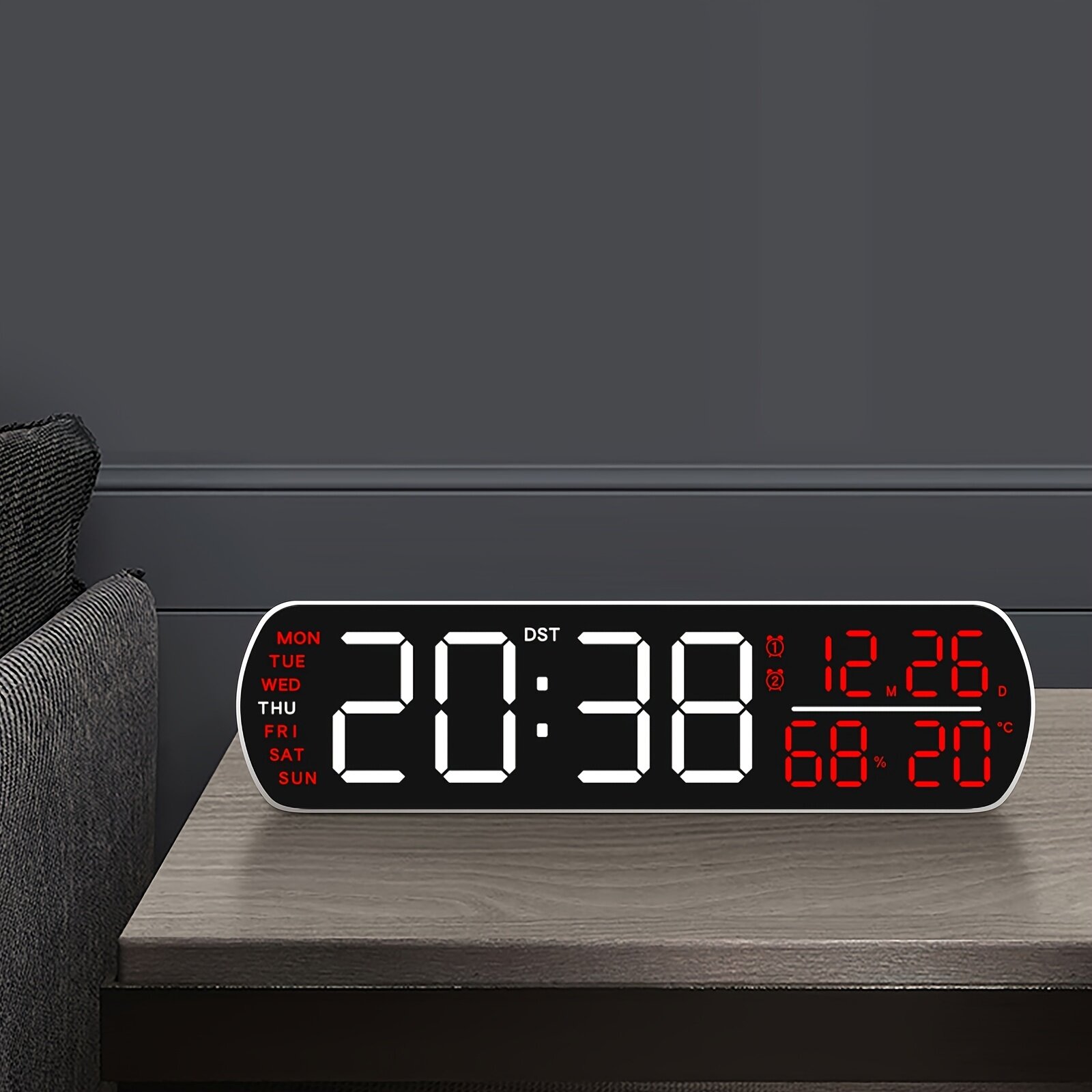 Большой цифровой будильник с LED-дисплеем, датчиком температуры и влажности, функцией отсрочки звонка и регулировкой яркости, питание от USB, белый прямоугольный корпус (белый+красный)