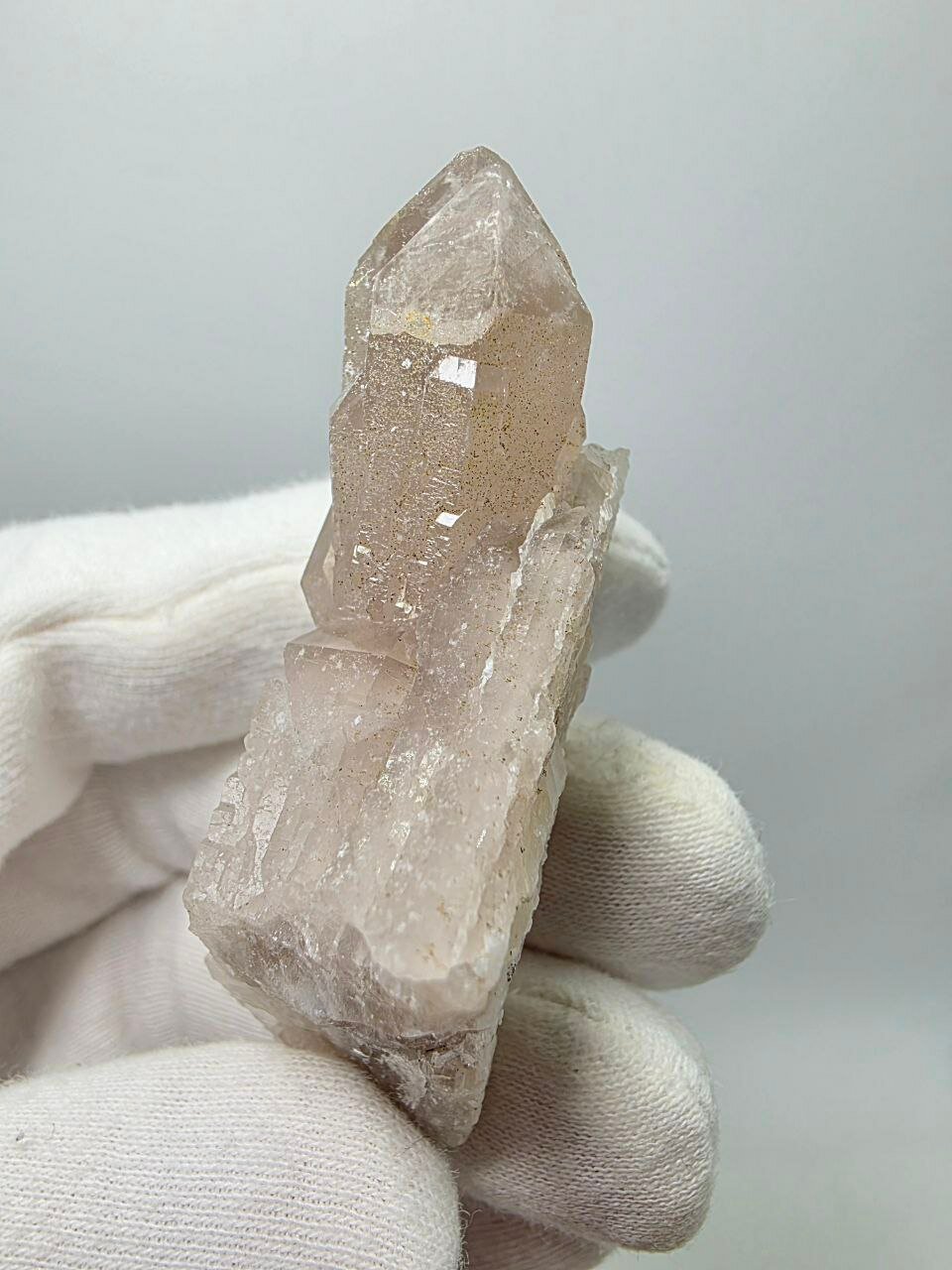 Друза кварца 65 мм, 35 г. — фото 1