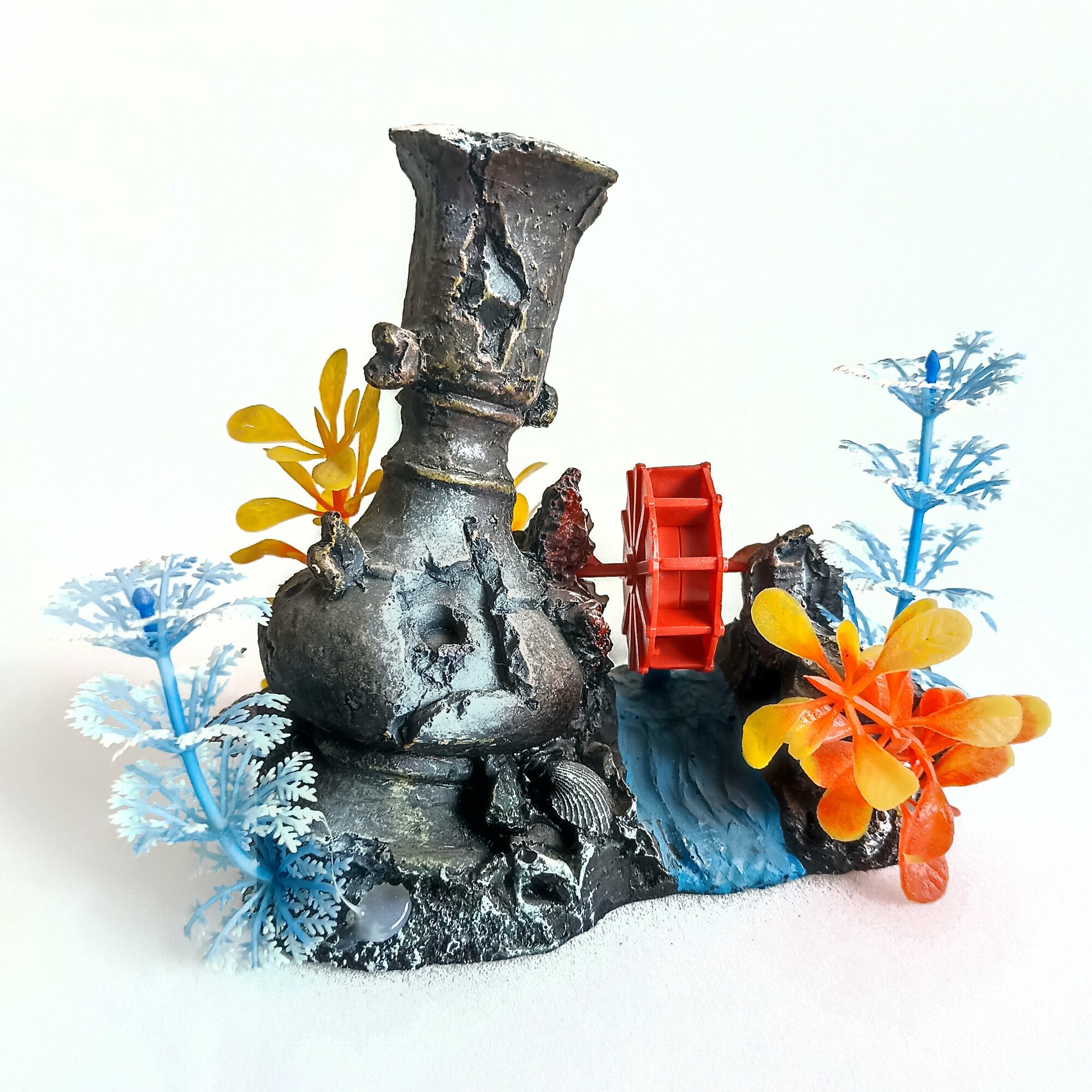 Аквариумный декор, амфора с красной мельницей и оранжевыми и голубыми растениями - фотография № 1
