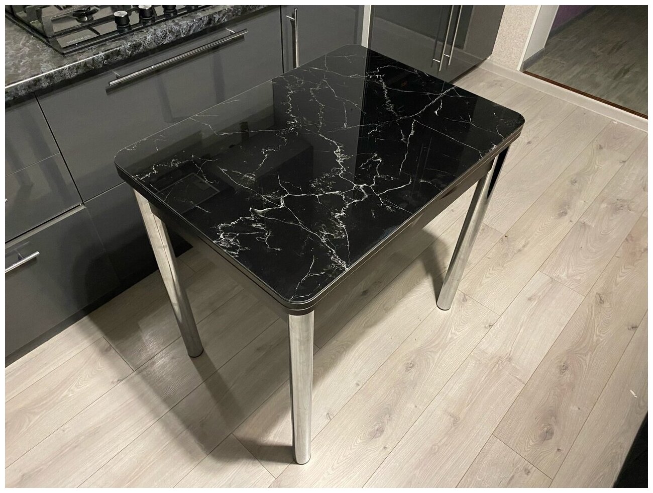 фото Стол обеденный раздвижной 80 см на 58(116) см с фотопечатью черный мрамор