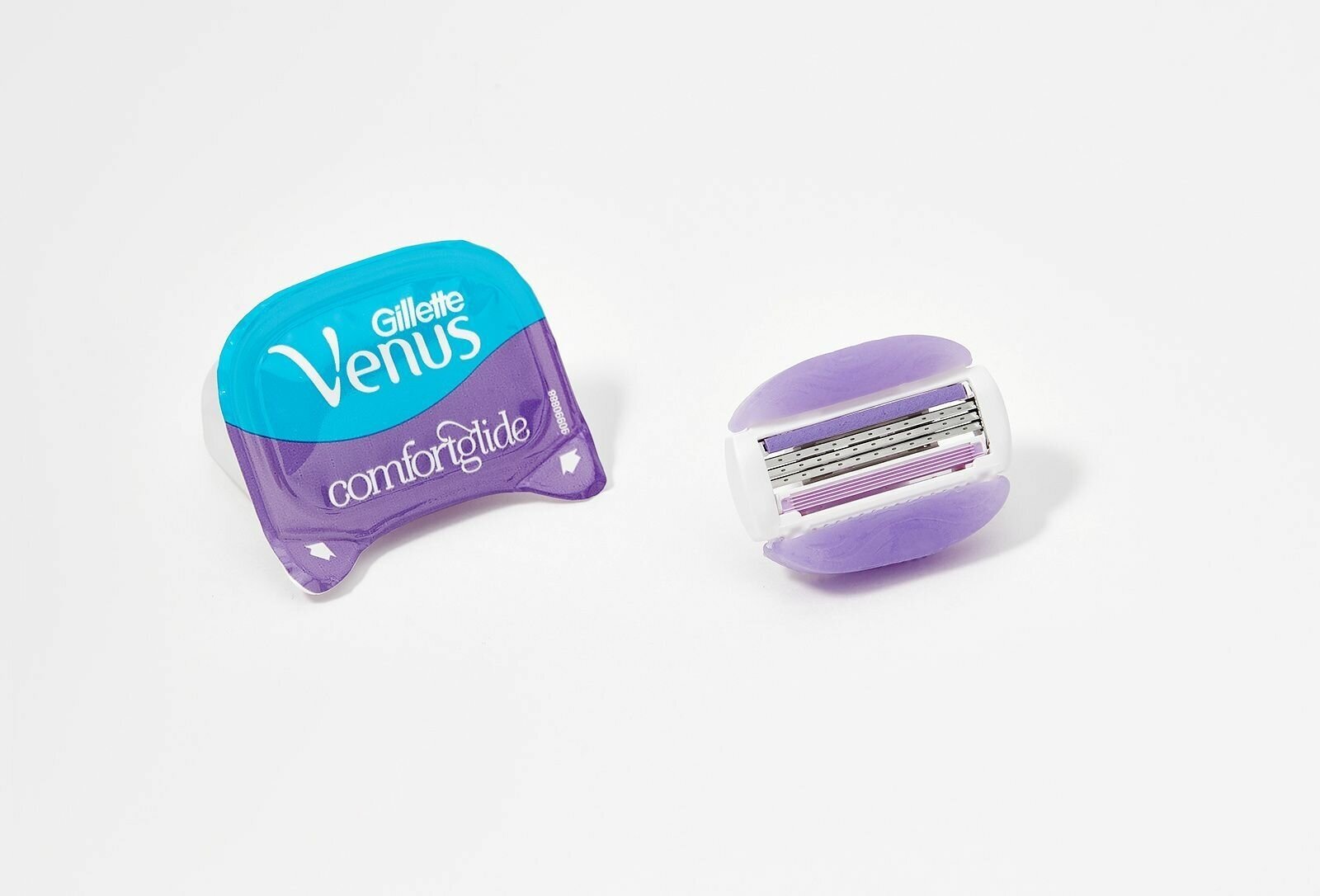 Venus Сменные кассеты для бритвы Venus Breeze со встроенными полосками с гелем для бритья, 4 шт., с 4 сменными лезвиями в комплекте - фотография № 19