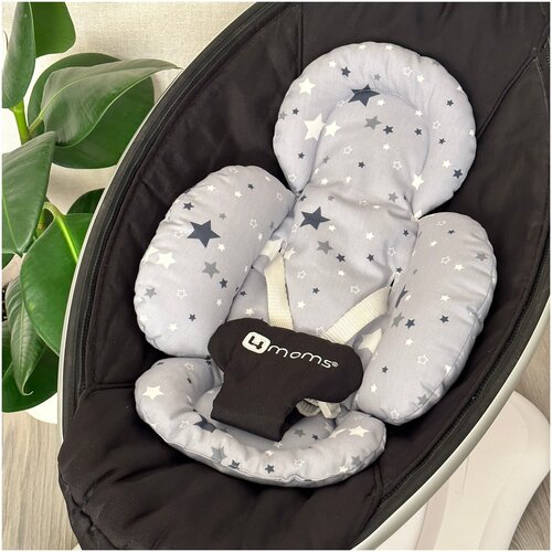 Вкладыш для шезлонга Мамару 4moms mamaroo звезды на сером