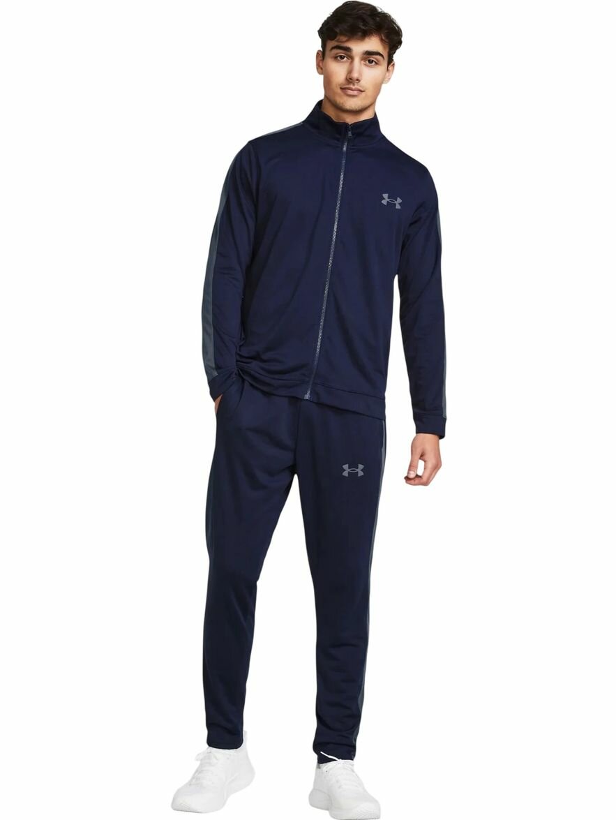 Костюм спортивный