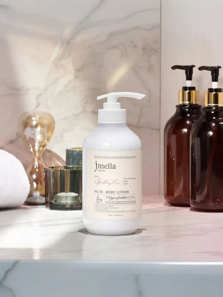 JMELLA IN FRANCE SPARKLING ROSE BODY LOTION - Парфюмированный лосьон для тела (Чёрная смородина, роза, мускус), 500 мл