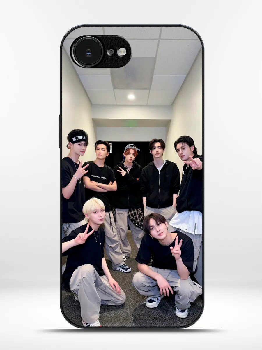 Чехол на iPhone 16E Enhypen